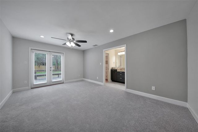 32 E Lance Leaf Road, The Woodlands, TX 77381