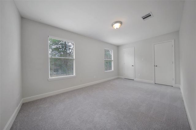 32 E Lance Leaf Road, The Woodlands, TX 77381