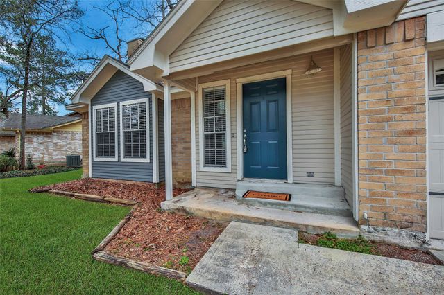 32 E Lance Leaf Road, The Woodlands, TX 77381