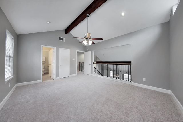 32 E Lance Leaf Road, The Woodlands, TX 77381