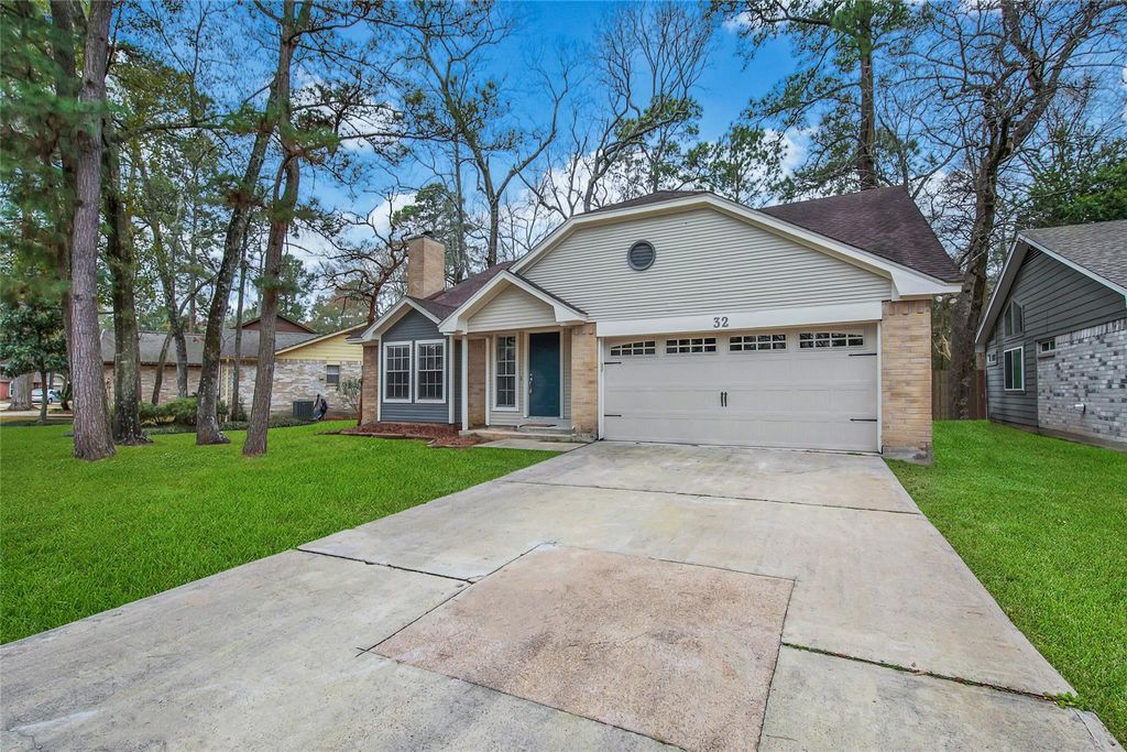 32 E Lance Leaf Road, The Woodlands, TX 77381