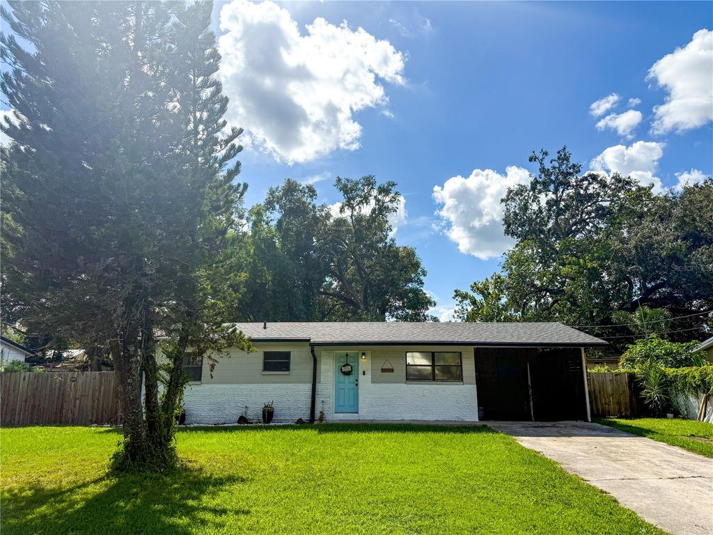 10924 N BOULEVARD, Tampa, FL 33612