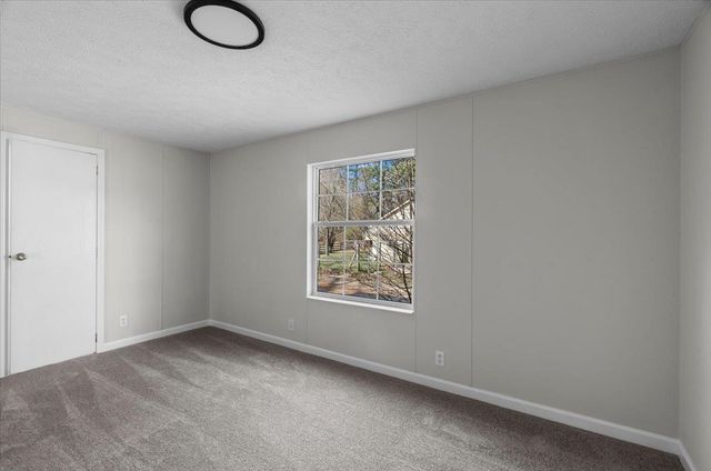 2542 MAPLE DR, Atoka, TN 38004