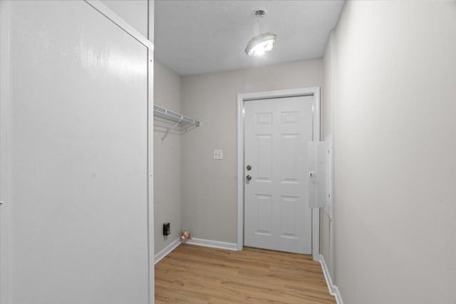 2542 MAPLE DR, Atoka, TN 38004