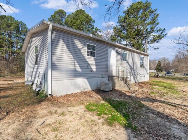 2542 MAPLE DR, Atoka, TN 38004