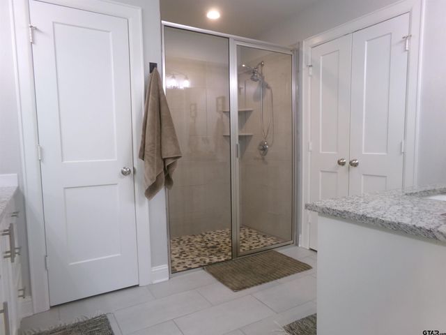11322 Windsor Park Dr, Tyler, TX 75709