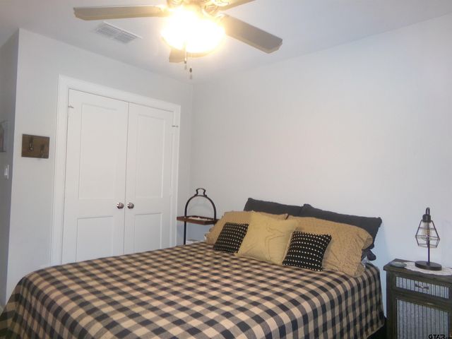 11322 Windsor Park Dr, Tyler, TX 75709
