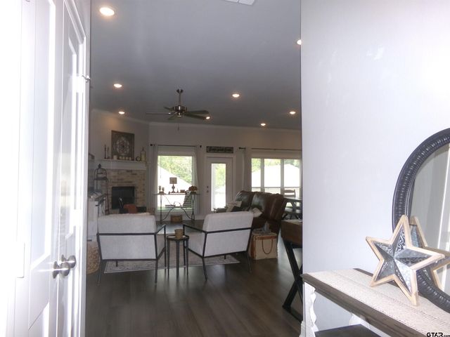 11322 Windsor Park Dr, Tyler, TX 75709