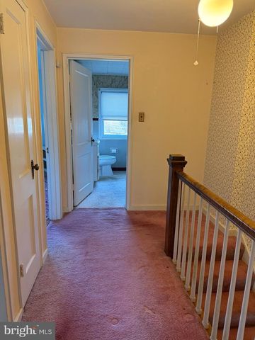 337 LINDEN LN, Reading, PA 19611