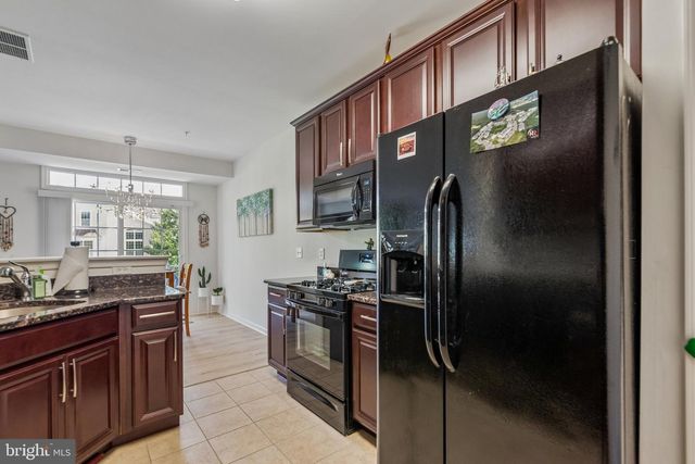 197 MELANIE WAY #709, Manahawkin, NJ 08050