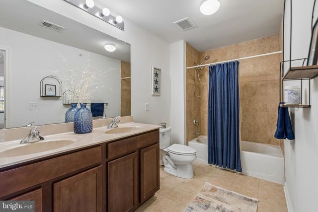 197 MELANIE WAY #709, Manahawkin, NJ 08050