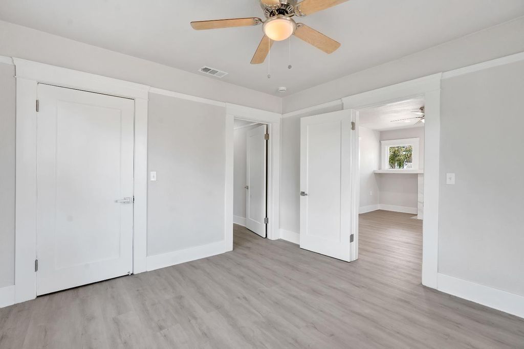 Image 19 of property listing at 3935 E Balch Avenue, Fresno, CA 93702