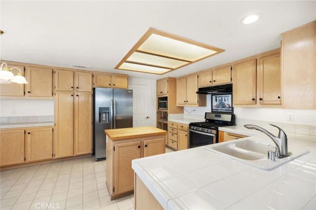 24330 Gitano, Murrieta, CA 92562