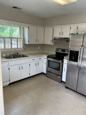 769 Kent Rd, Nashville, TN 37214