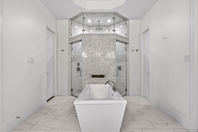 107 Lajitas, Boerne, TX 78006