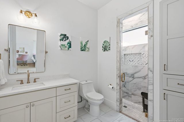 107 Lajitas, Boerne, TX 78006