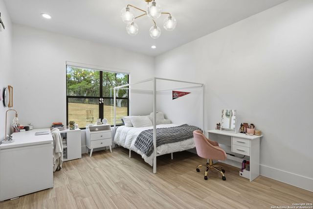 107 Lajitas, Boerne, TX 78006