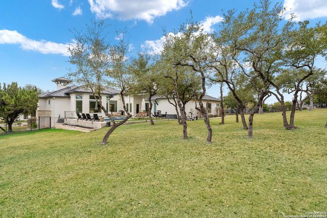 107 Lajitas, Boerne, TX 78006