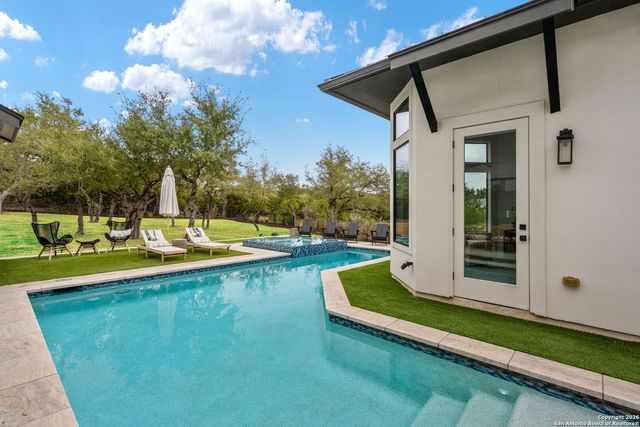 107 Lajitas, Boerne, TX 78006