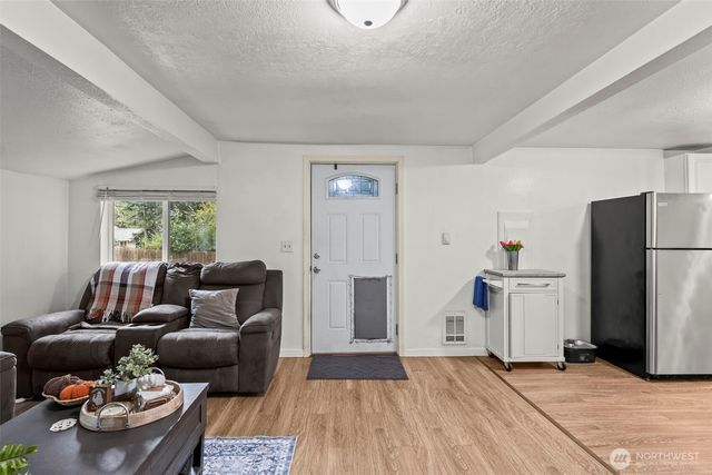 3955 Frone Lane W, Bremerton, WA 98312