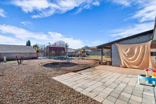 244 E 580 S, Ivins, UT 84738