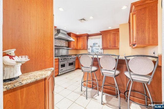 1094 McBride Avenue, Woodland Park, NJ 07424