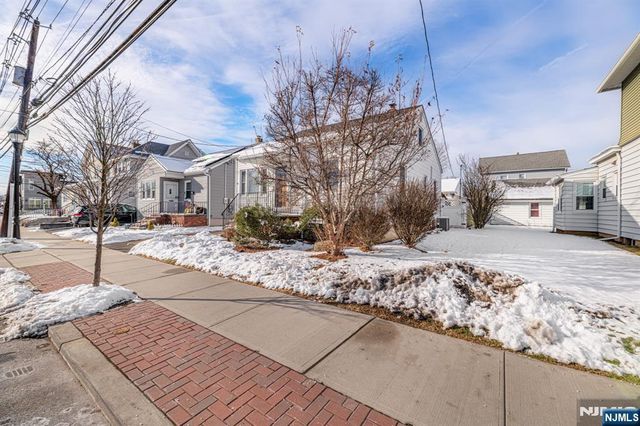 1094 McBride Avenue, Woodland Park, NJ 07424