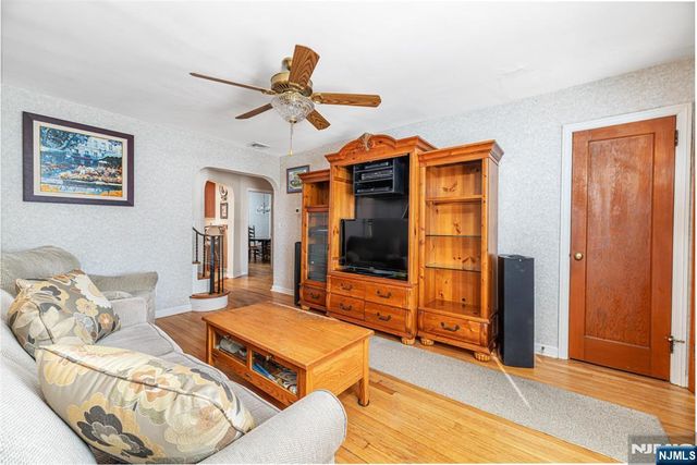 1094 McBride Avenue, Woodland Park, NJ 07424