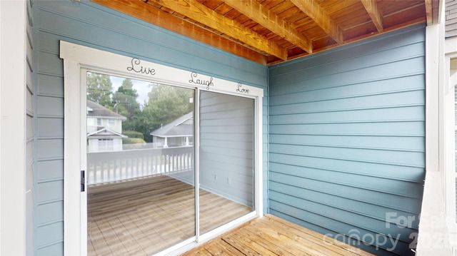 525 Olmsted Park Place M, Charlotte, NC 28203