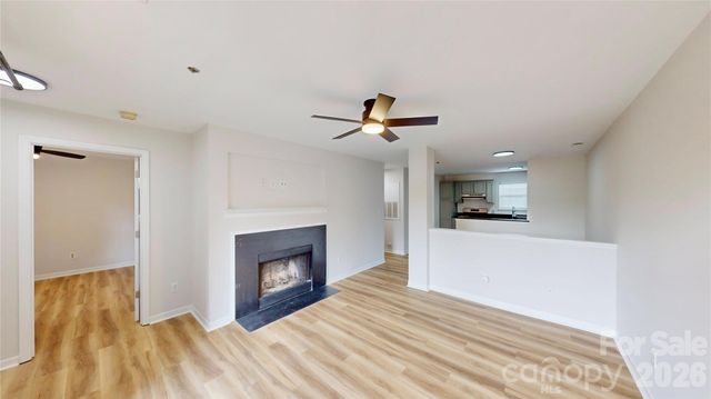 525 Olmsted Park Place M, Charlotte, NC 28203