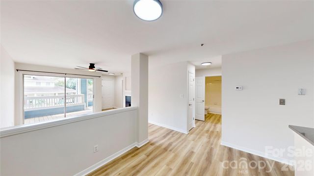 525 Olmsted Park Place M, Charlotte, NC 28203