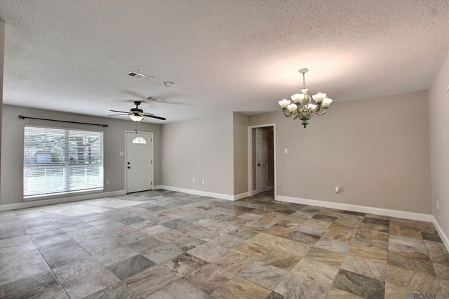 5356 Goodland Dr, Greenwell Springs, LA 70739