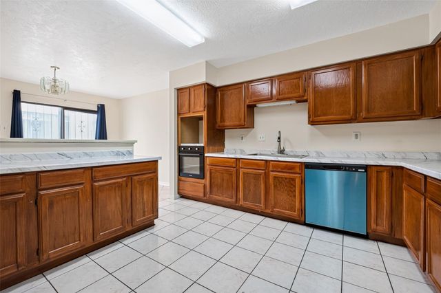 6603 Grandvale Drive, Houston, TX 77072