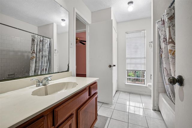 6603 Grandvale Drive, Houston, TX 77072