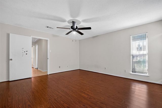 6603 Grandvale Drive, Houston, TX 77072