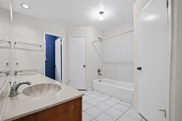 6603 Grandvale Drive, Houston, TX 77072