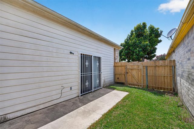6603 Grandvale Drive, Houston, TX 77072