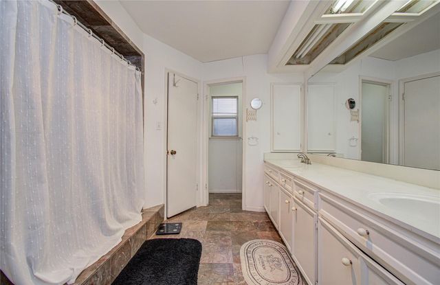 11427 Highgrove Drive, Houston, TX 77077