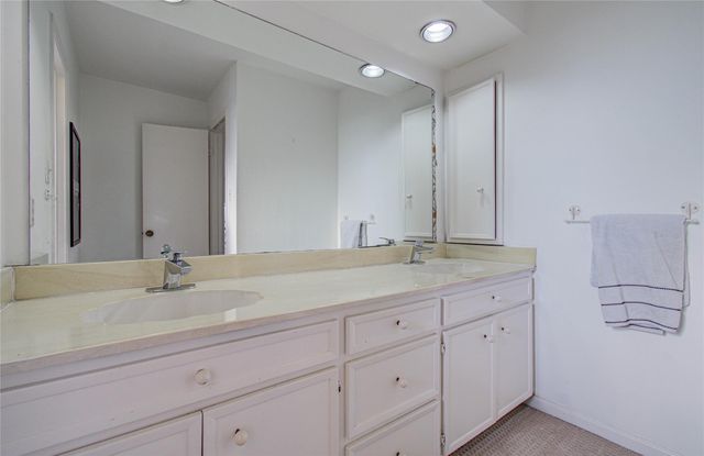 11427 Highgrove Drive, Houston, TX 77077