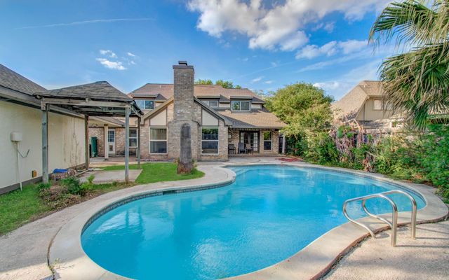 11427 Highgrove Drive, Houston, TX 77077