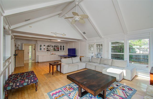 11427 Highgrove Drive, Houston, TX 77077