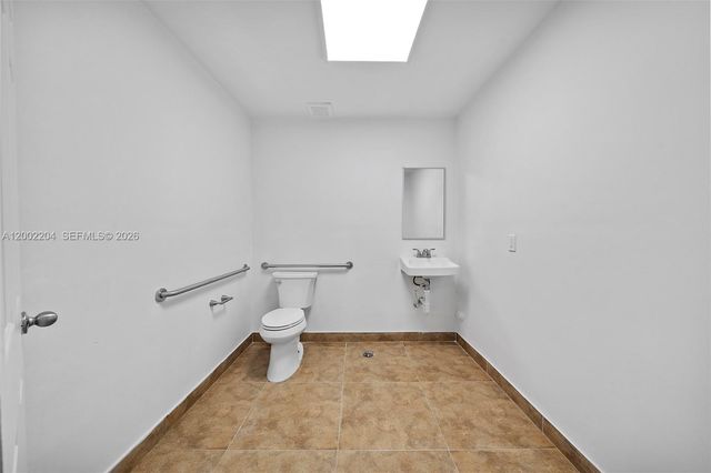 3080 Sheridan St Warehouse + Office, Hollywood, FL 33020