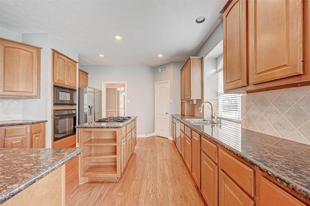 6106 Laguna Del Rey Drive, Houston, TX 77041