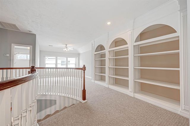 6106 Laguna Del Rey Drive, Houston, TX 77041