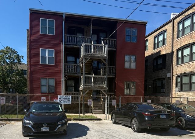 6737 S East End Avenue 1N, Chicago, IL 60649