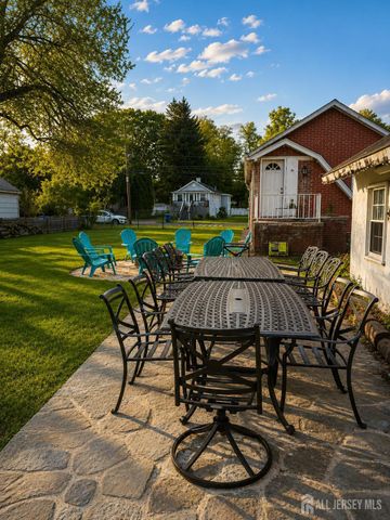 1780 W 4th Street, Piscataway, NJ 08854
