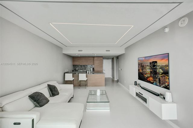 1300 S Miami Ave 4503, Miami, FL 33130