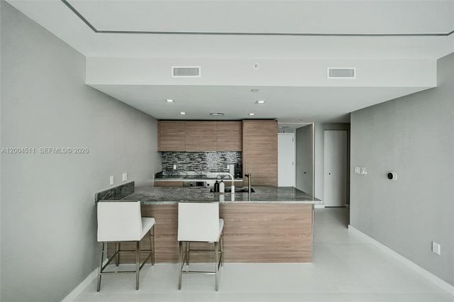 1300 S Miami Ave 4503, Miami, FL 33130