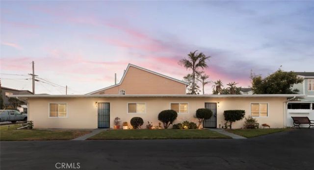 226 Knox, Costa Mesa, CA 92627