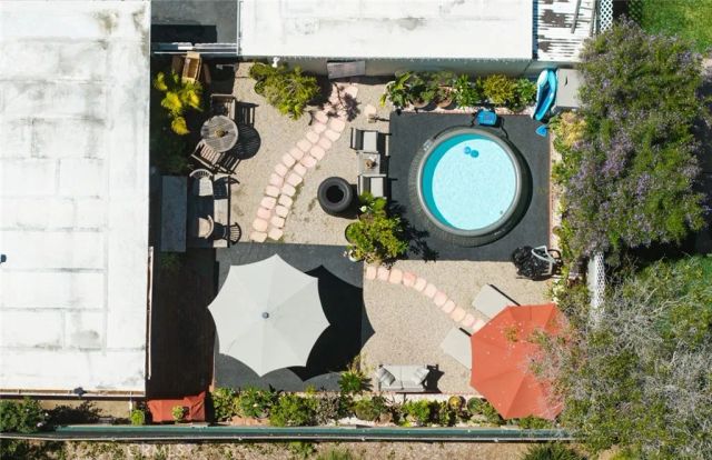 226 Knox, Costa Mesa, CA 92627